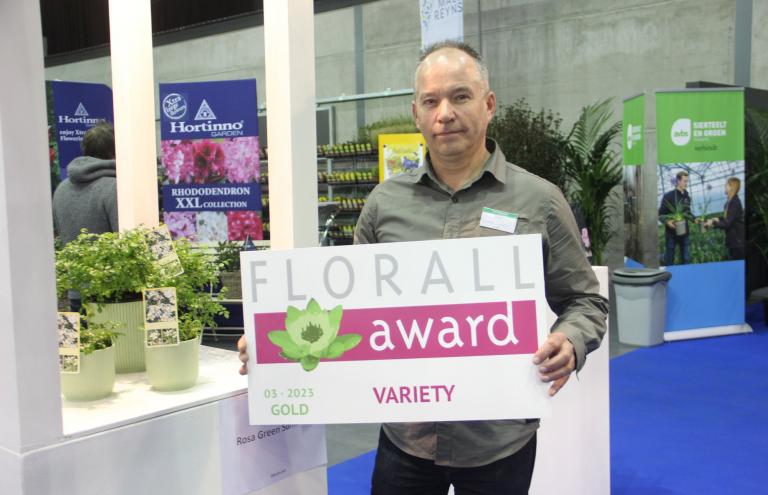 Le salon Florall: Rosa ‘Green Summer’ remporte le Florall award d’or
